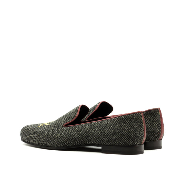 The Regal Slipper